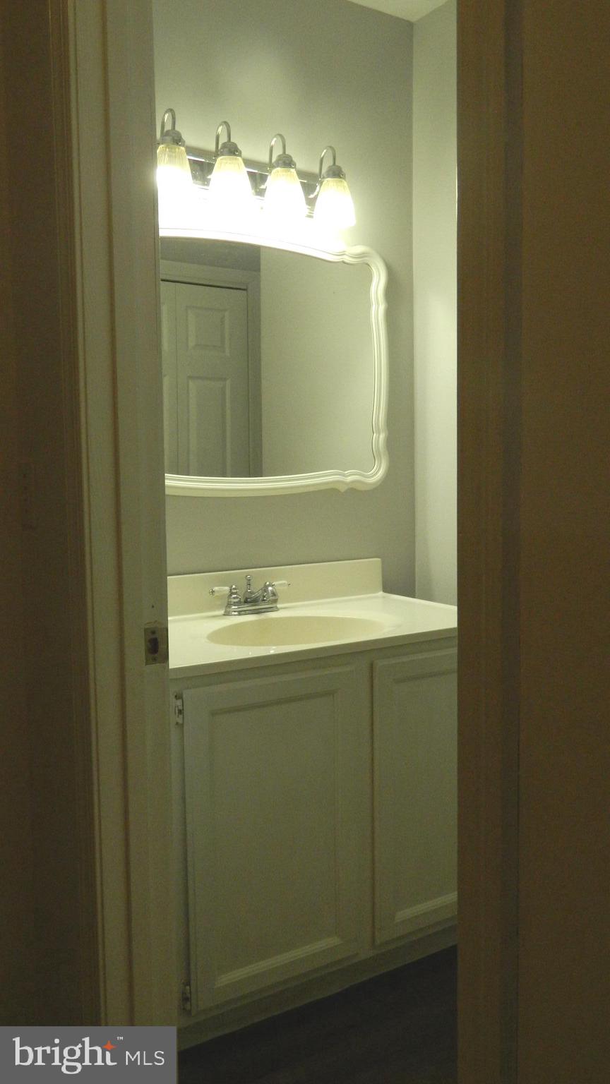 10318 Alms House Road Denton, MD 21629 - Photo 11 of 25 Bath