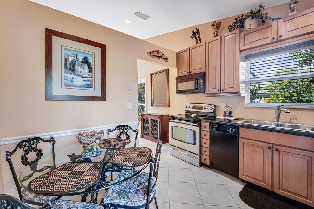 6255 Timberlakes Way Delray Beach, FL 33484 - Photo 17 of 32 17