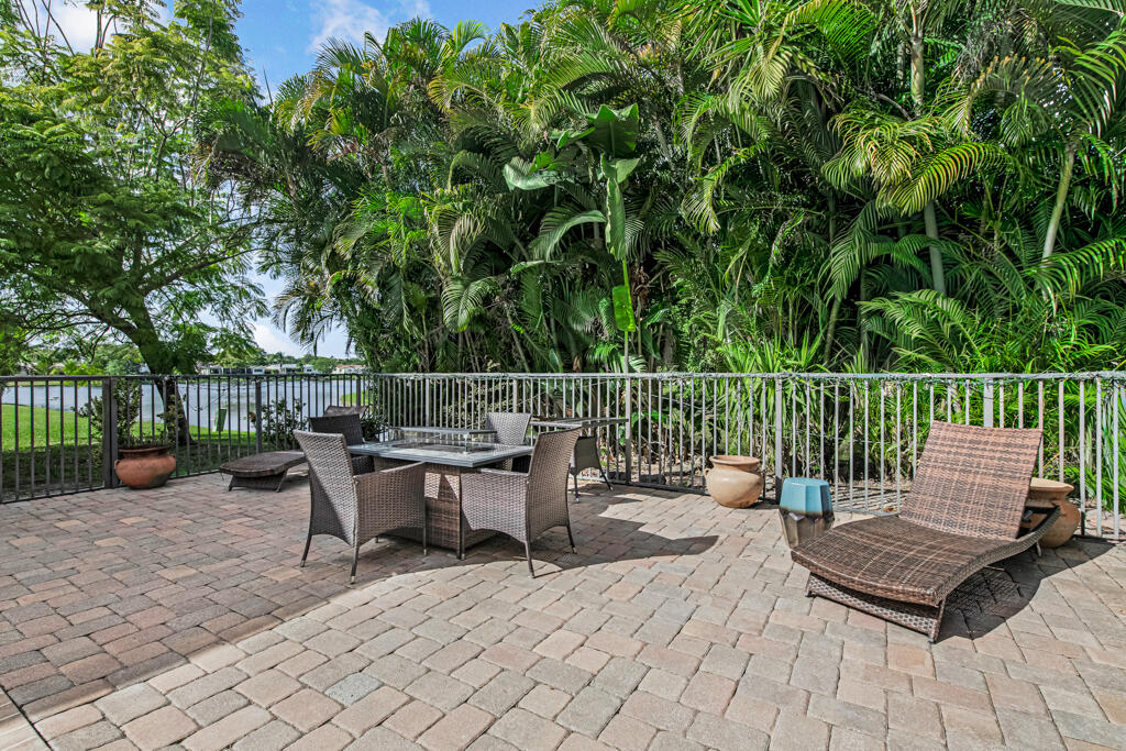 6255 Timberlakes Way Delray Beach, FL 33484 - Photo 28 of 32 27