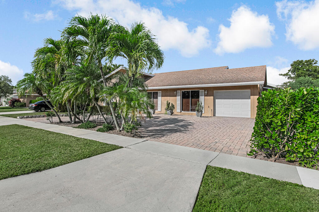 6255 Timberlakes Way Delray Beach, FL 33484 - Photo 3 of 32 03