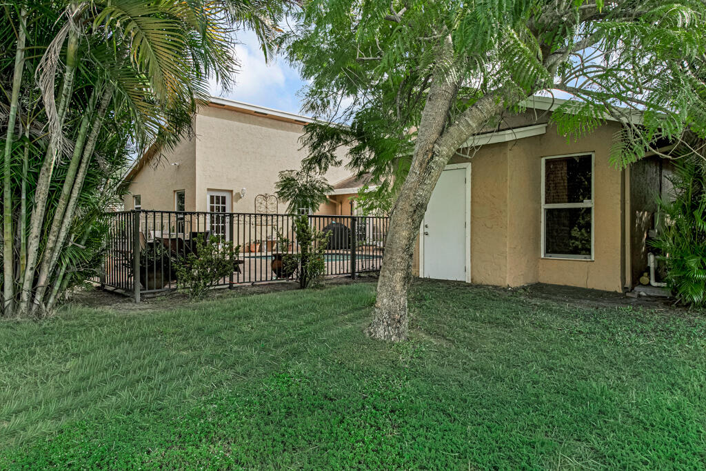 6255 Timberlakes Way Delray Beach, FL 33484 - Photo 31 of 32 30