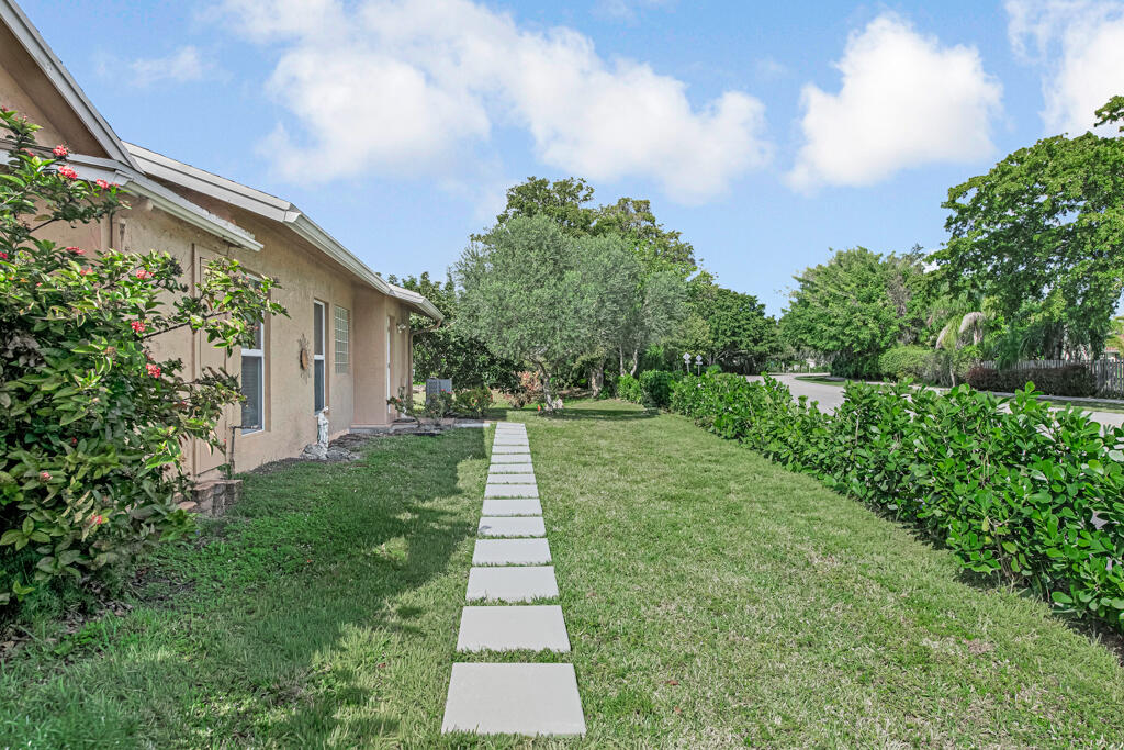 6255 Timberlakes Way Delray Beach, FL 33484 - Photo 7 of 32 07