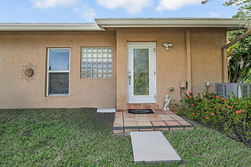 6255 Timberlakes Way Delray Beach, FL 33484 - Photo 9 of 32 09