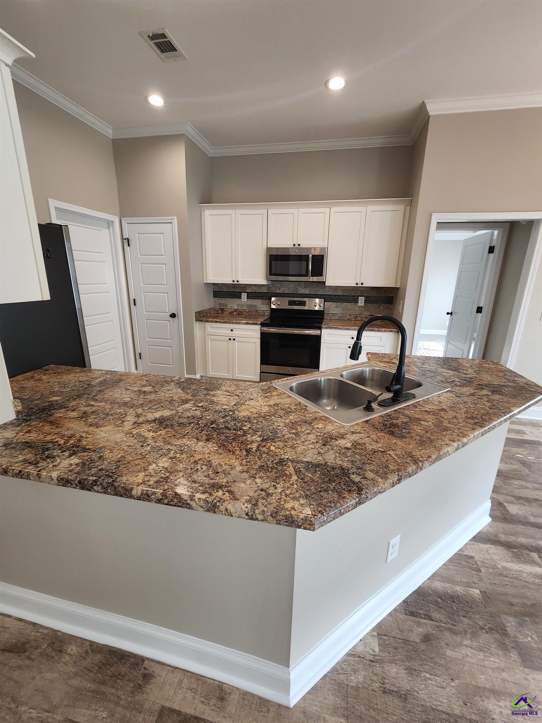 107 Gloucester Road Bonaire, GA 31005 - Photo 6 of 21