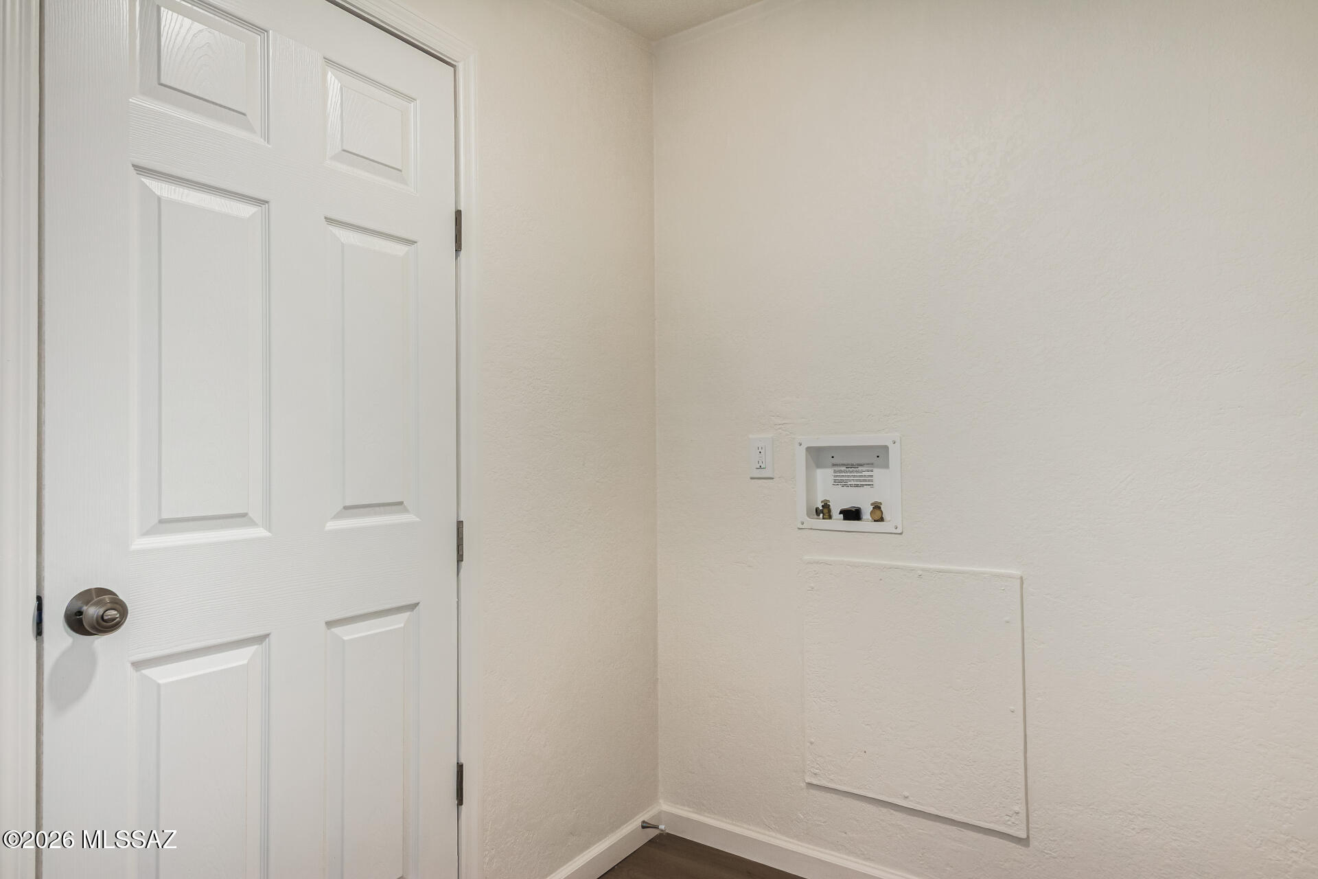 8981 West Bopp Road Tucson, AZ 85735 - Photo 23 of 27 Laundry Room