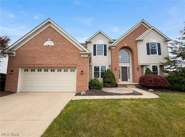 $570,000 | 9660 Kingston Trail, Olmsted Falls, OH 44138
