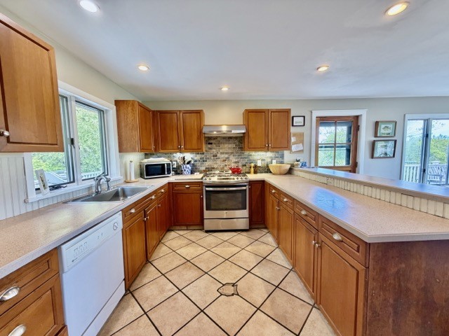1222 Cooneymus Road Block Island, RI 02807 - Photo 11 of 21