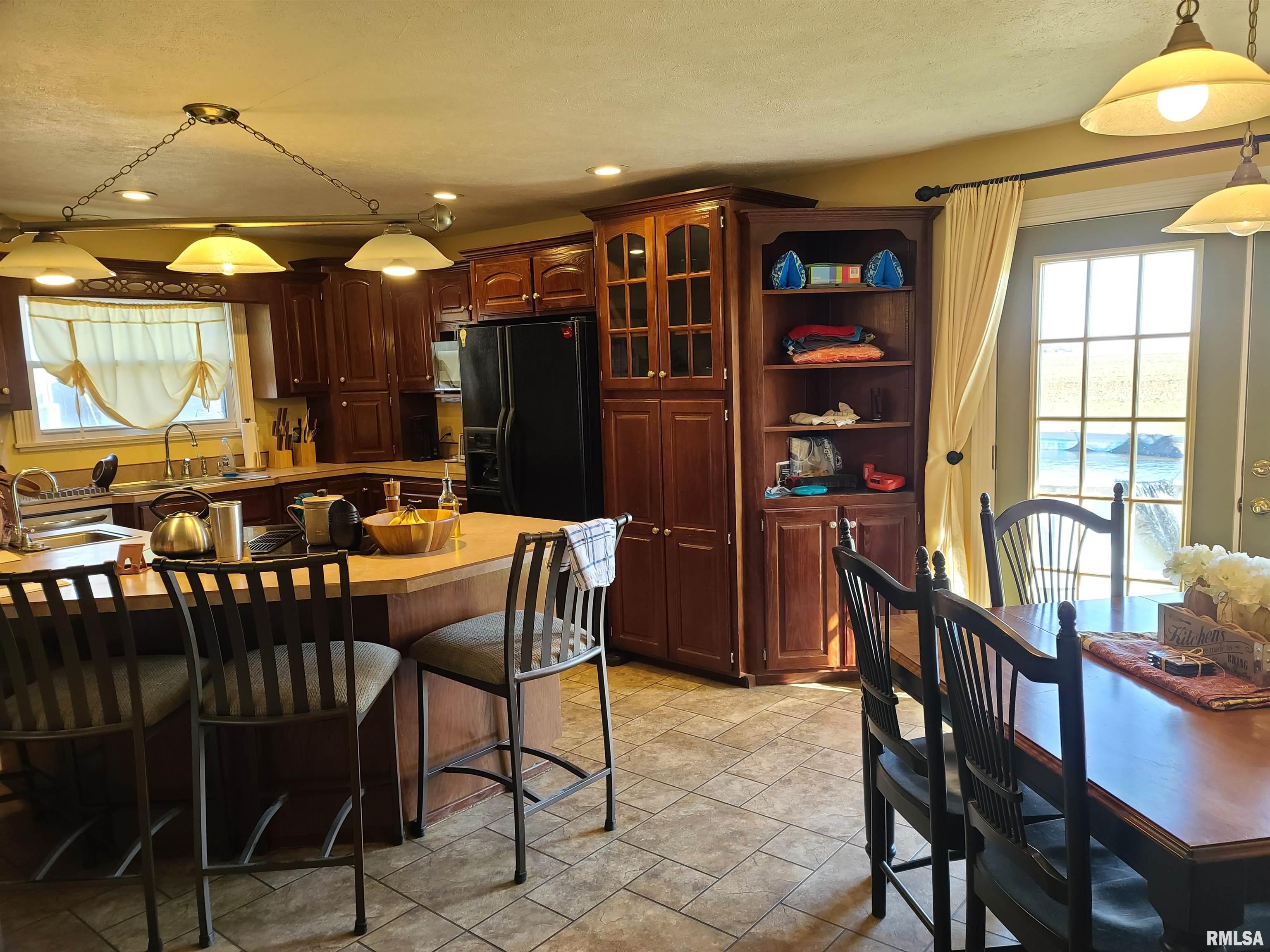19050 Farmer Road Ridgway, IL 62979 - Photo 8 of 28