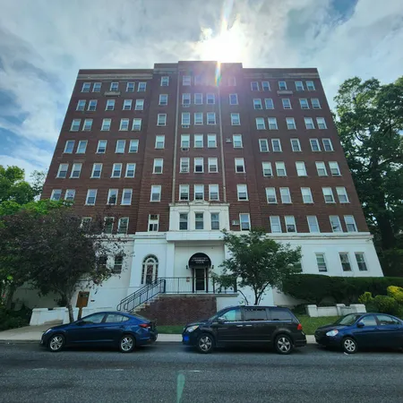 $950 | 400 West Hortter Street, Unit 206, Philadelphia, PA 19119