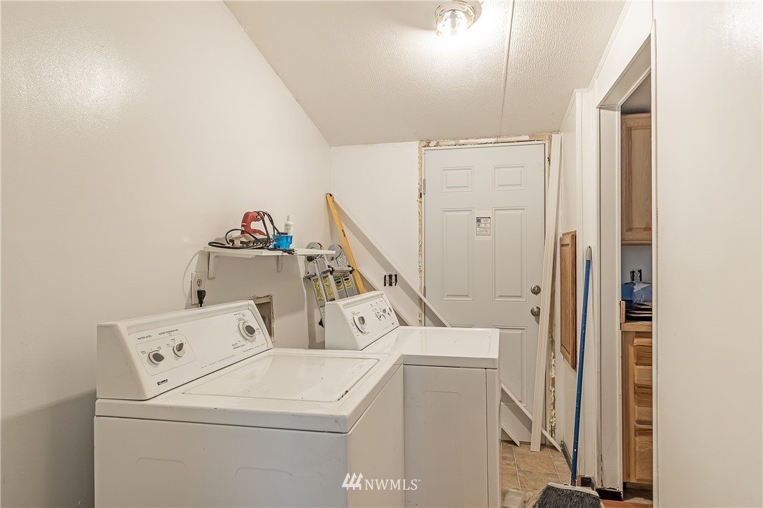 6154 Shamrock Road Maple Falls, WA 98266 - Photo 15 of 20 Gallery Image 15