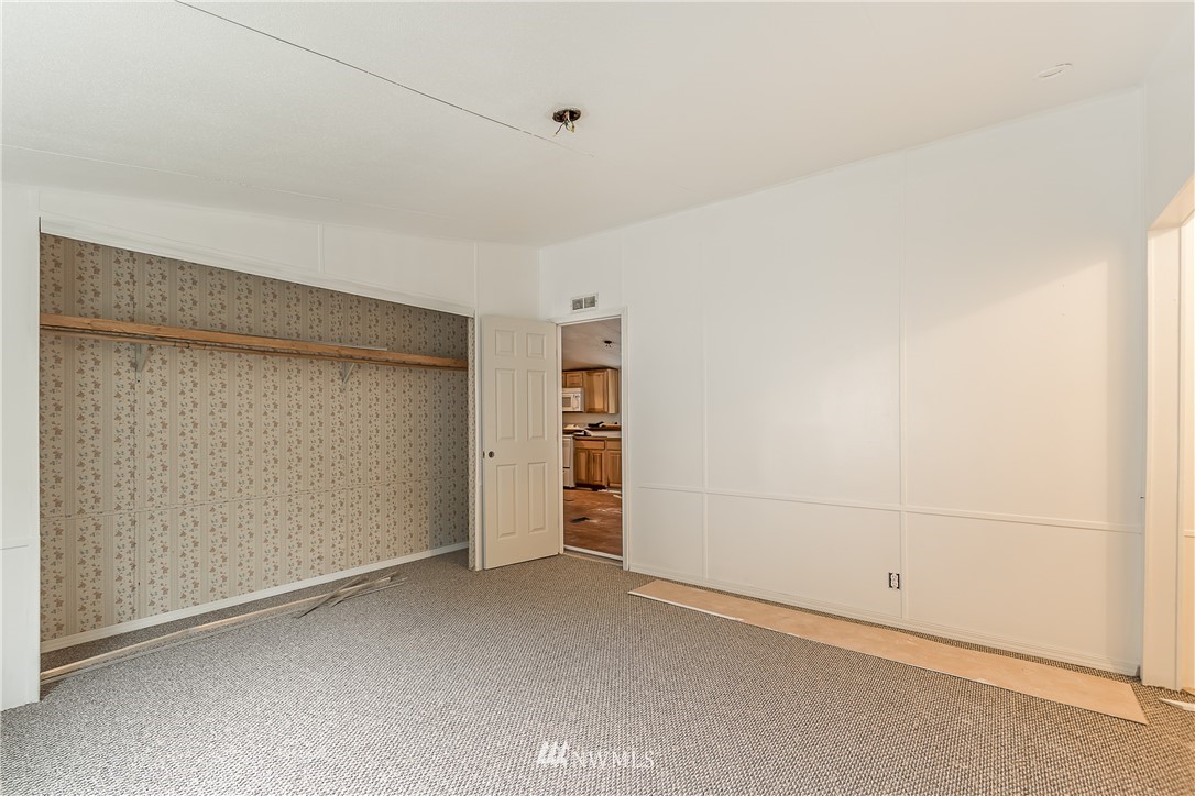 6154 Shamrock Road Maple Falls, WA 98266 - Photo 9 of 20 Gallery Image 9