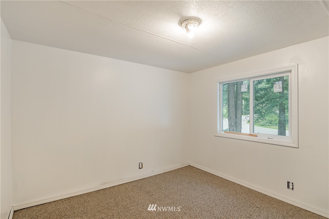 6154 Shamrock Road Maple Falls, WA 98266 - Photo 10 of 20 Gallery Image 10