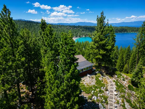 $1,149,000 | 295 Cedar-Ridge Road, Tahoma, CA 96142
