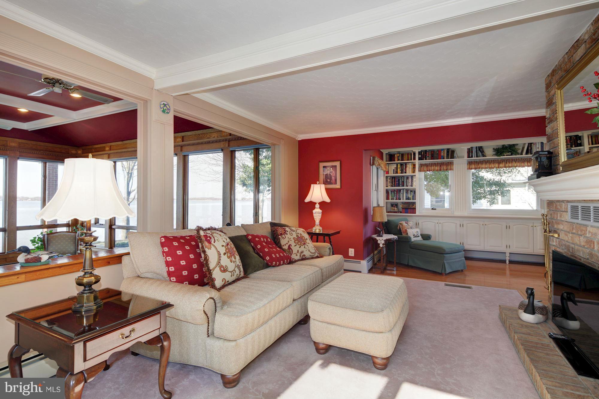 2312 Riverview Road Baltimore, MD 21221 - Photo 13 of 30 Living Room