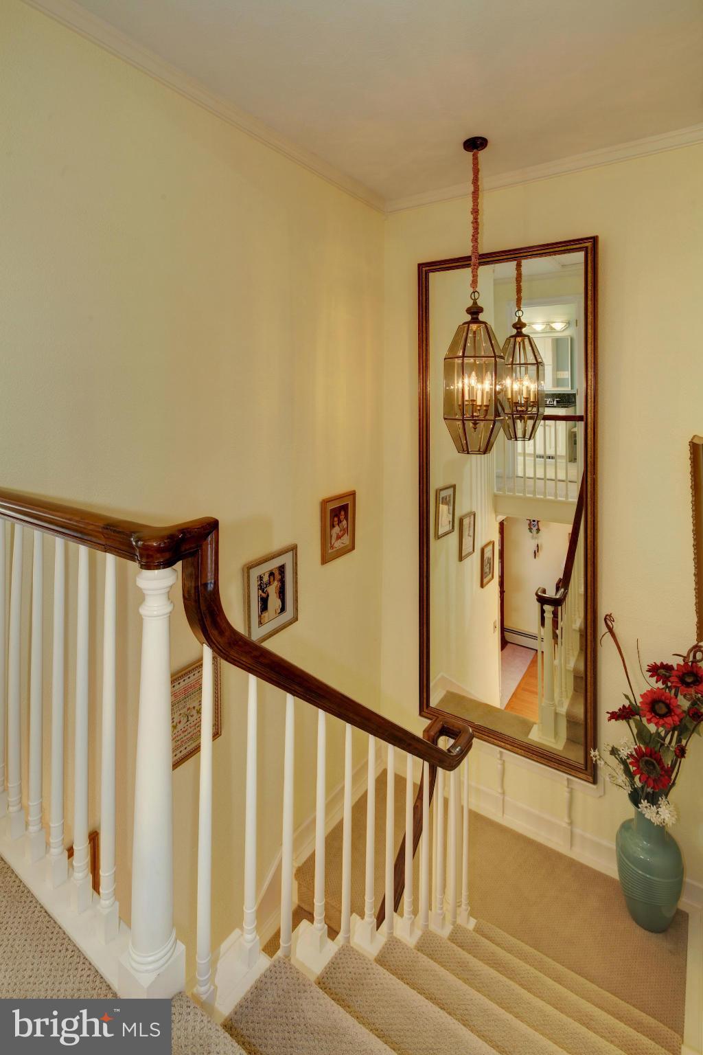 2312 Riverview Road Baltimore, MD 21221 - Photo 17 of 30 Landing