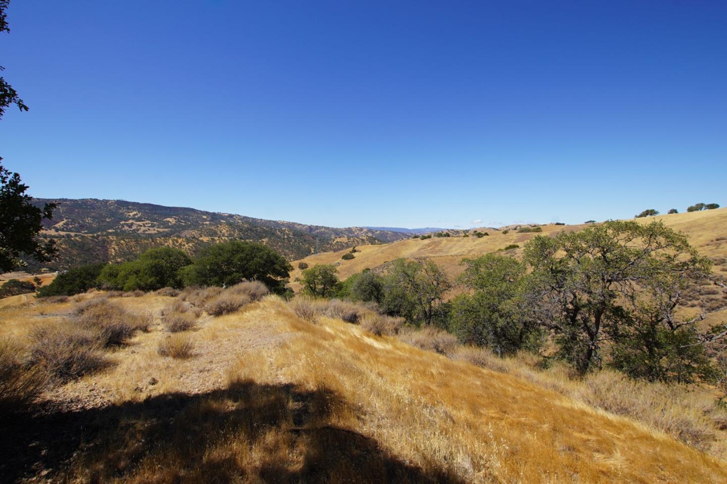 19967 Panoche Road Paicines, CA 95043 - Photo 19 of 33 a view of mountain view with mountains in the background
