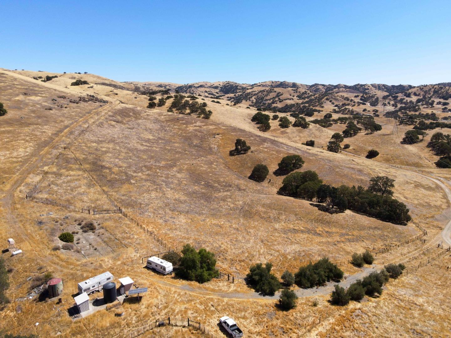 19967 Panoche Road Paicines, CA 95043 - Photo 9 of 33 a view of a sky view