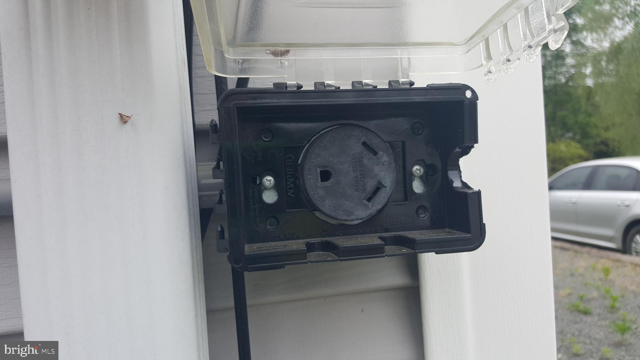 302 North Duey Road Remington, VA 22734 - Photo 33 of 34 Dryer plug w/ext cover for RV or generator hookup