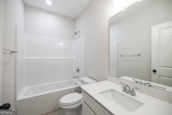 $419,900 | 407 Baxter Drive, Unit 38, Kathleen, GA 31047
