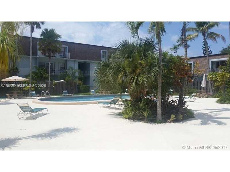 9651 Southwest 77th Avenue, Unit 304E Miami, FL 33156 - Photo 3 of 19