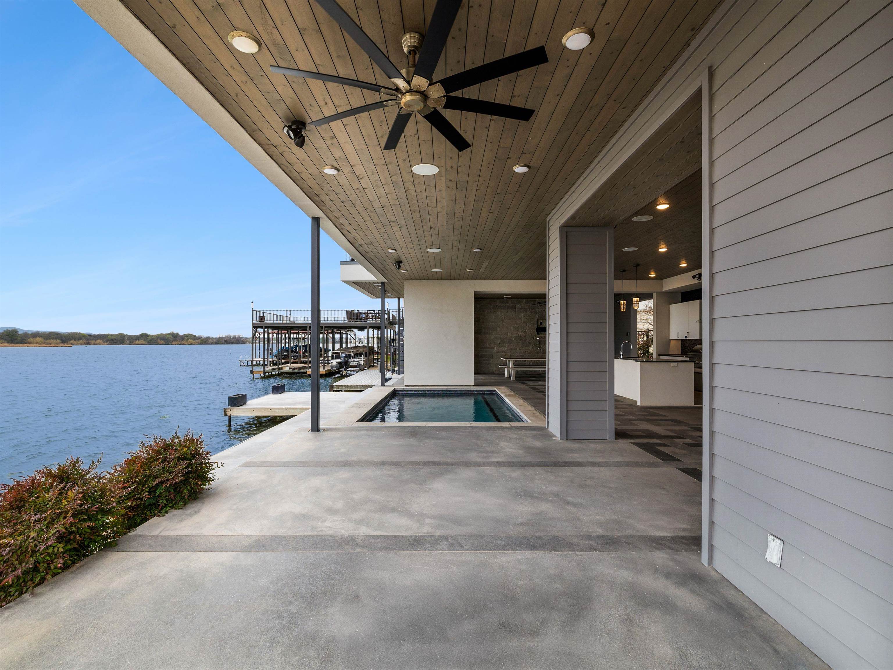 107 Paradise Point Kingsland, TX 78639 - Photo 36 of 40