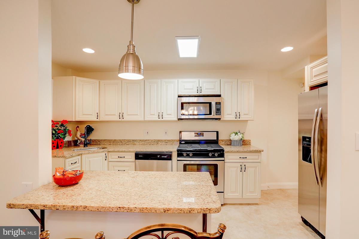 8443 Pleasant Plains Road Baltimore, MD 21286 - Photo 16 of 29 Kitchen