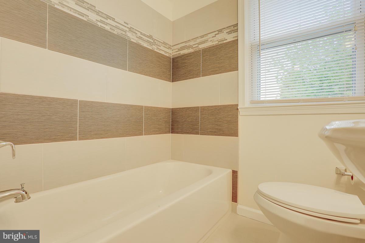 8443 Pleasant Plains Road Baltimore, MD 21286 - Photo 26 of 29 Bath