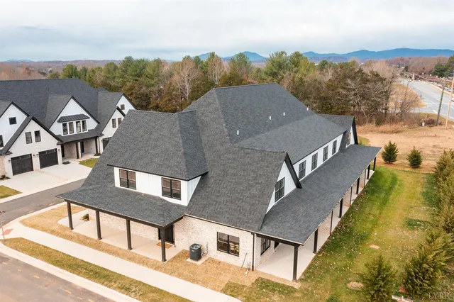 $425,000 | 1013 Landon Court, Forest, VA 24551