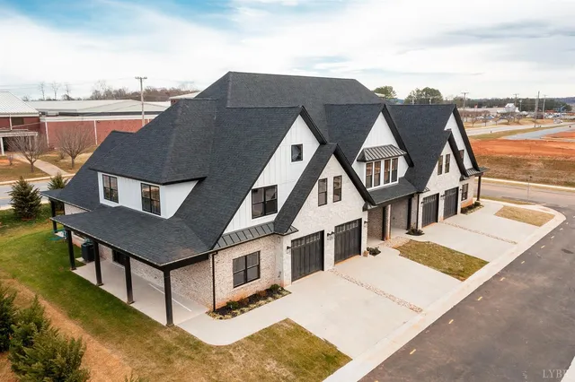 $425,000 | 1013 Landon Court, Forest, VA 24551