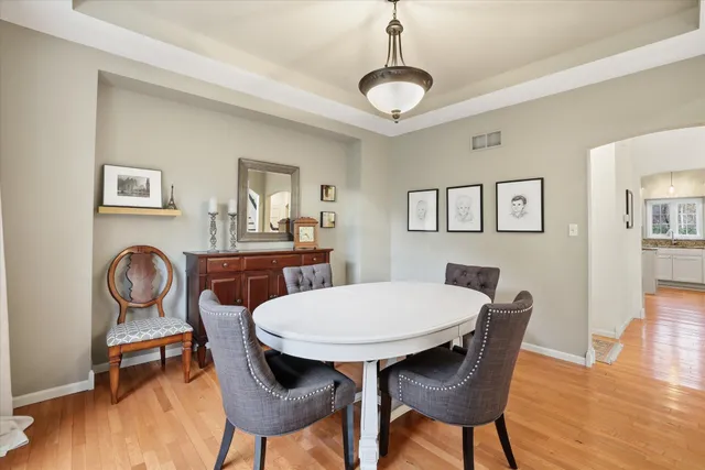 $799,000 | 10038 North Cedarburg Road, Mequon, WI 53092