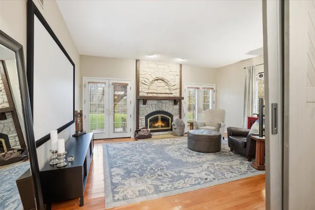 $799,000 | 10038 North Cedarburg Road, Mequon, WI 53092