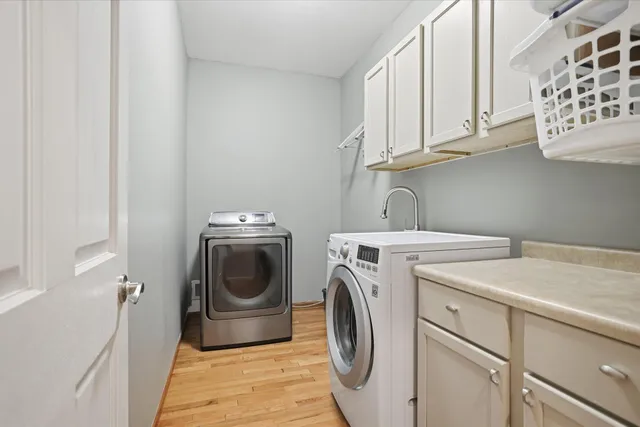 $799,000 | 10038 North Cedarburg Road, Mequon, WI 53092