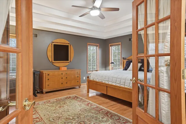 $799,000 | 10038 North Cedarburg Road, Mequon, WI 53092