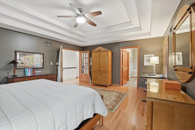 $799,000 | 10038 North Cedarburg Road, Mequon, WI 53092