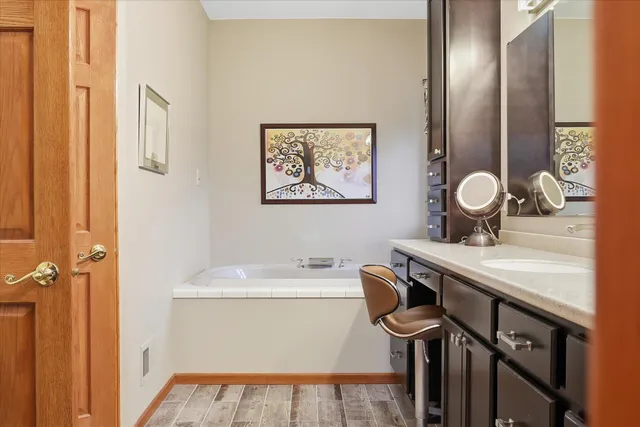 $799,000 | 10038 North Cedarburg Road, Mequon, WI 53092