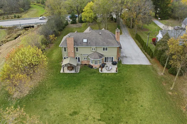 $799,000 | 10038 North Cedarburg Road, Mequon, WI 53092