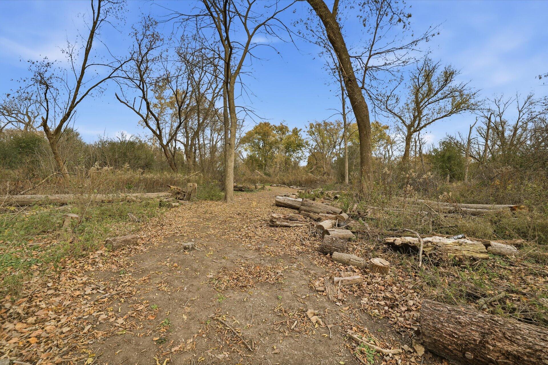 10038 North Cedarburg Road Mequon, WI 53092 - Photo 62 of 82 57-075_ACAM2150