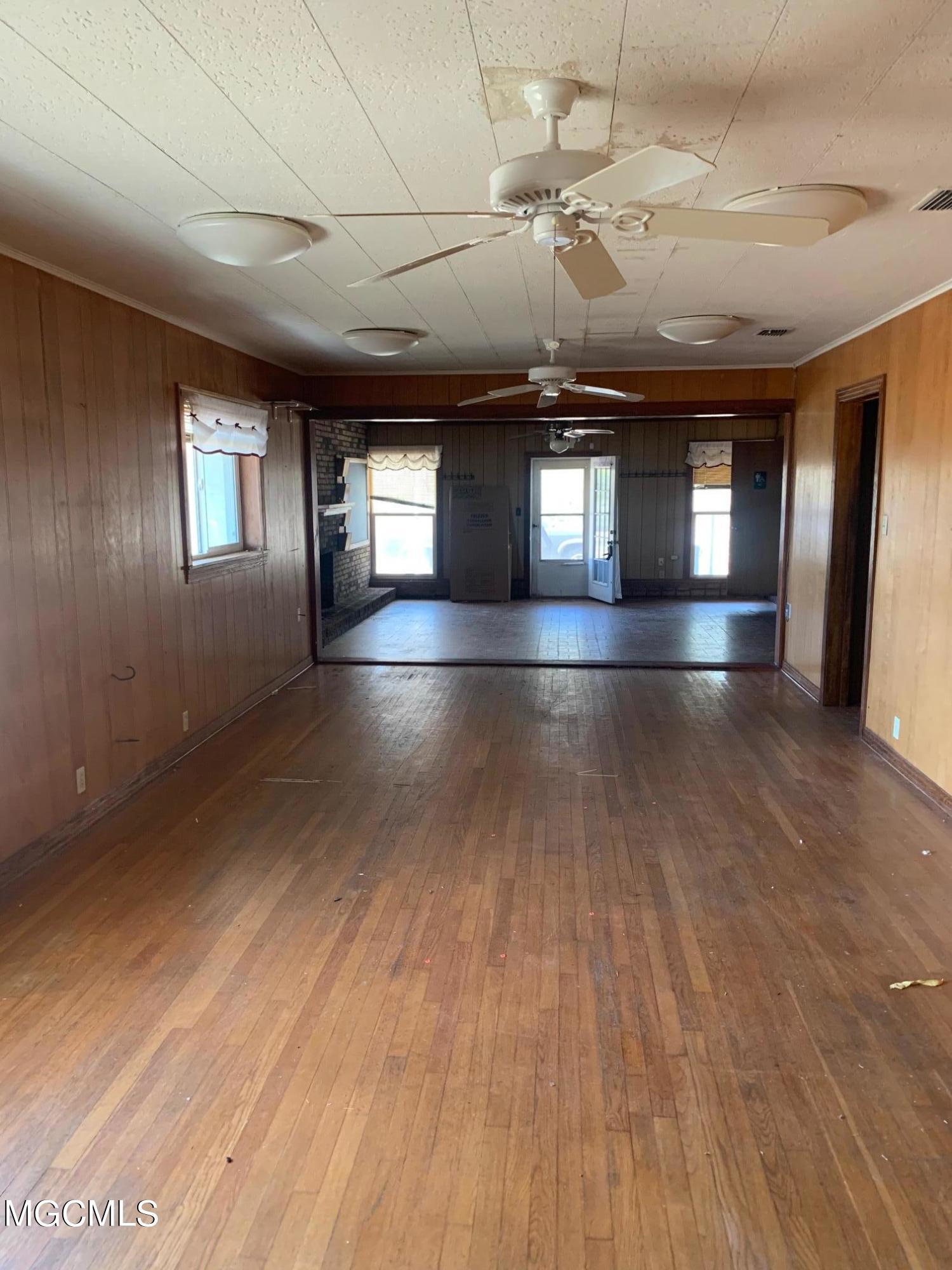 16148 Robinson Road Gulfport, MS 39503 - Photo 13 of 17 IMG_4550