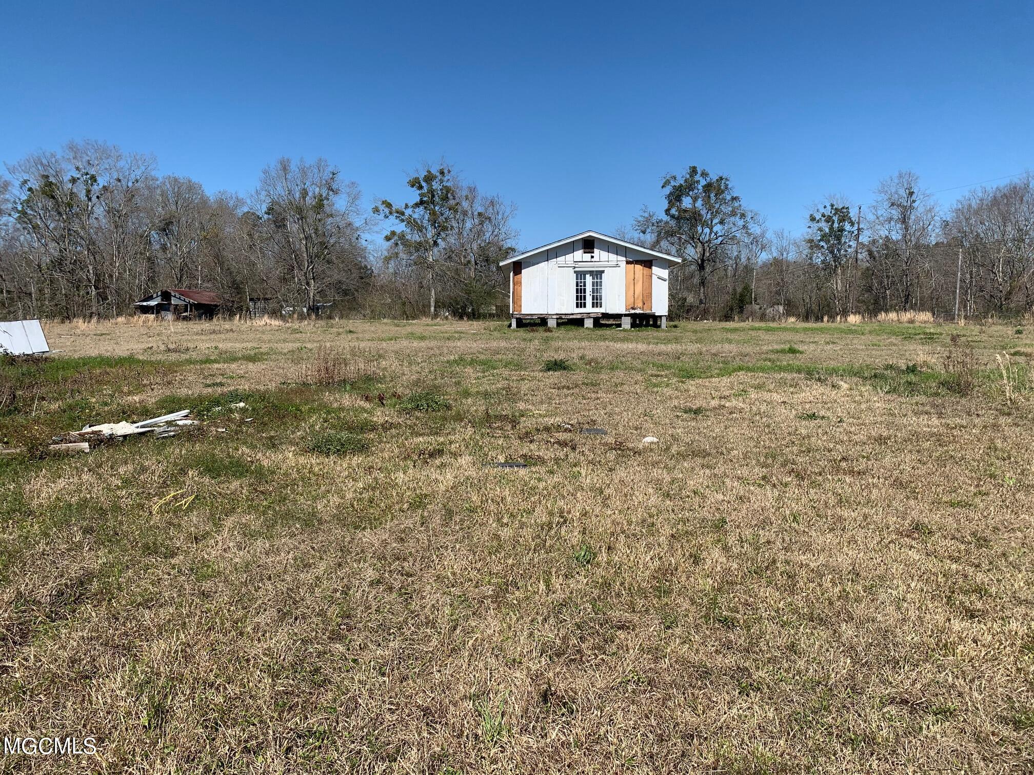 16148 Robinson Road Gulfport, MS 39503 - Photo 14 of 17 IMG_4552