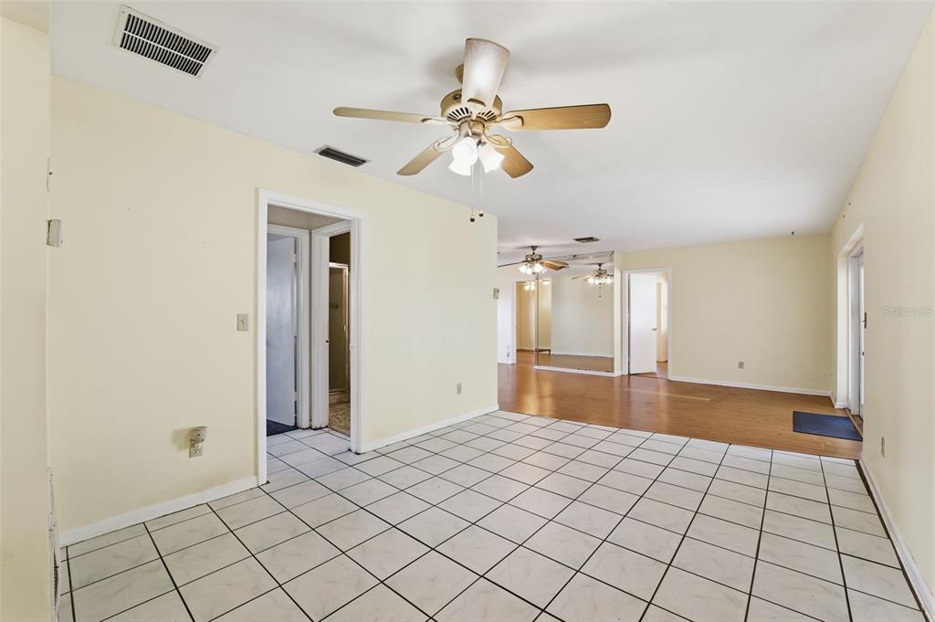 6229 Dalton Street Spring Hill, FL 34606 - Photo 40 of 44 a view of an empty room and window