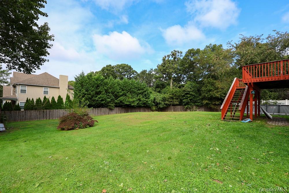 84 Craft Road Centereach, NY 11720 - Photo 32 of 37 Gallery Image 32