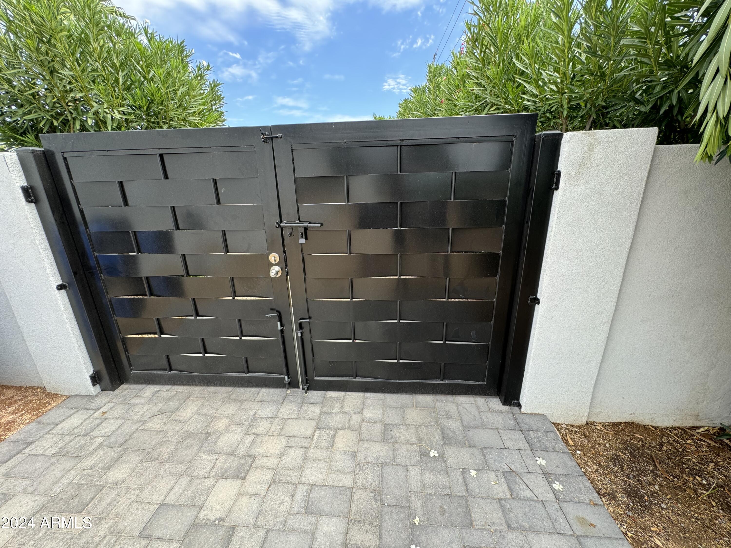 15402 North 57th Street Scottsdale, AZ 85254 - Photo 5 of 35 RV Gate