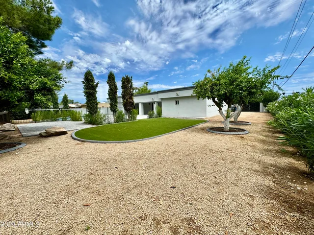 $3,850 | 15402 North 57th Street, Scottsdale, AZ 85254