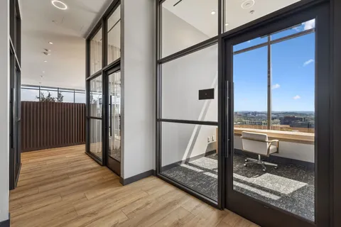 $1,125,000 | 1212 Demonbreun Street, Unit 815, Nashville, TN 37203