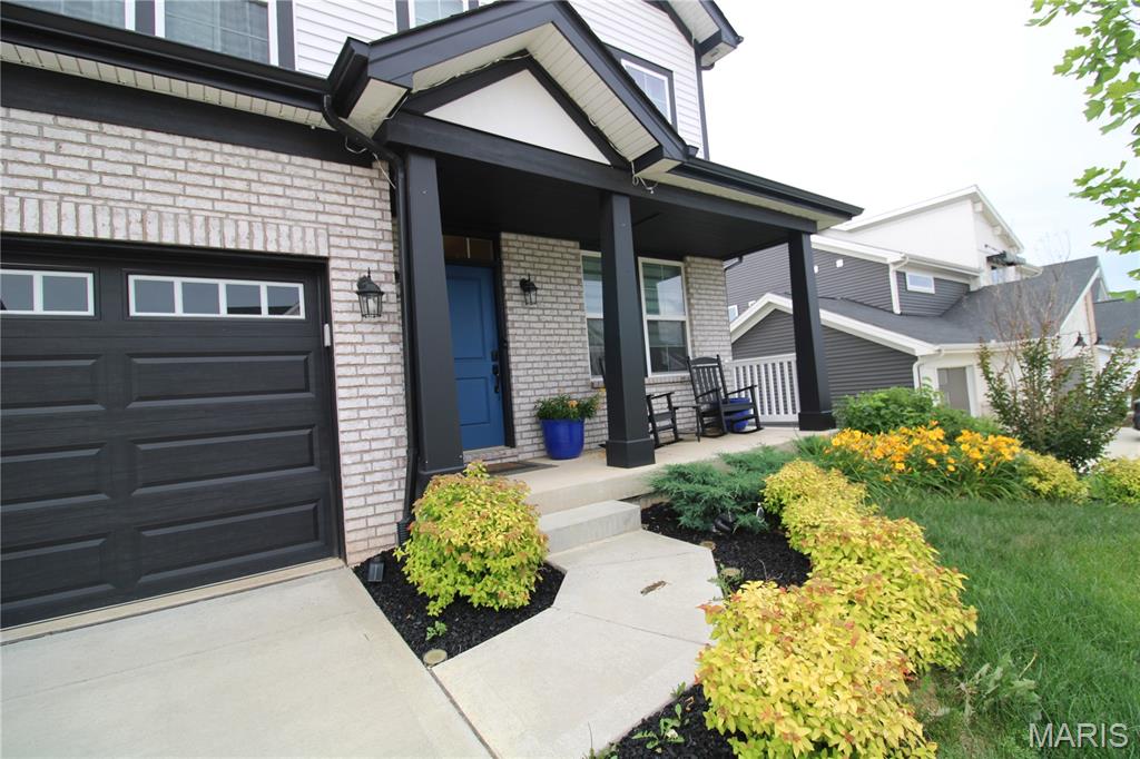818 Memsie Drive O'Fallon, MO 63368 - Photo 4 of 47