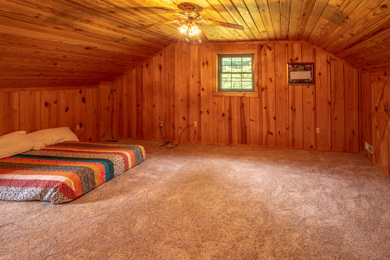1130 Shell Community Road Philadelphia, TN 37846 - Photo 23 of 40 Upstrs Bedroom 3-1