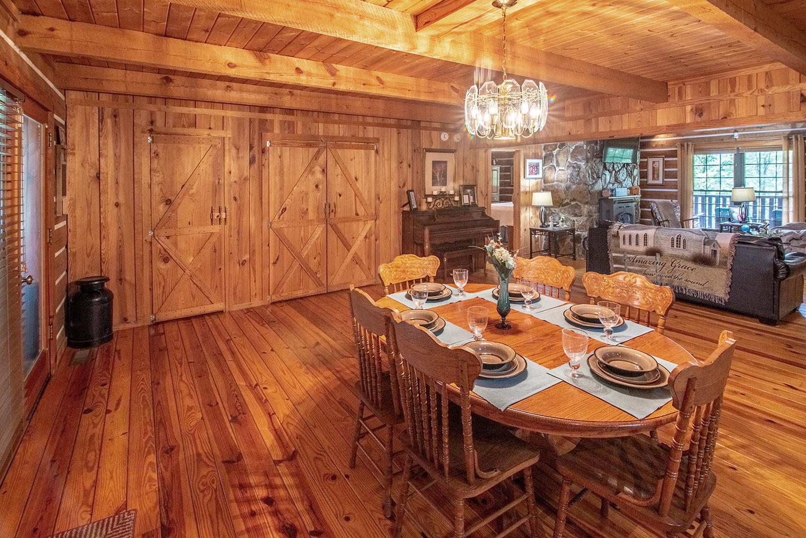 1130 Shell Community Road Philadelphia, TN 37846 - Photo 6 of 40 Dining Area-4