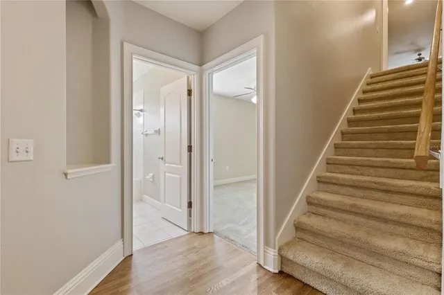 a view of a yard in front of house