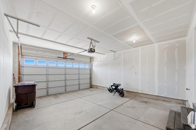 1795 East Fall Street Eagle Mountain, UT 84005 - Photo 12 of 35