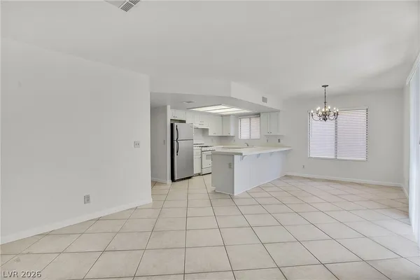 $1,950 | 2329 Chatfield Drive, Las Vegas, NV 89128